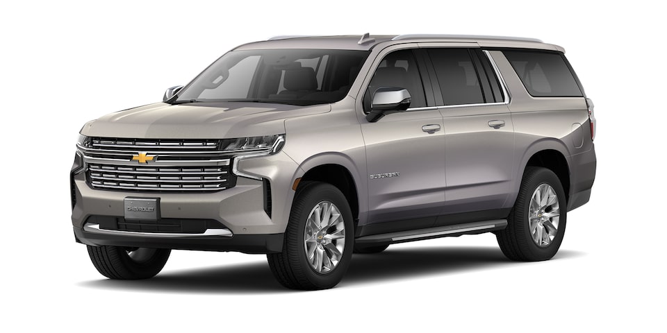 Chevrolet Suburban 2023 con faros LED en color marfil metálico