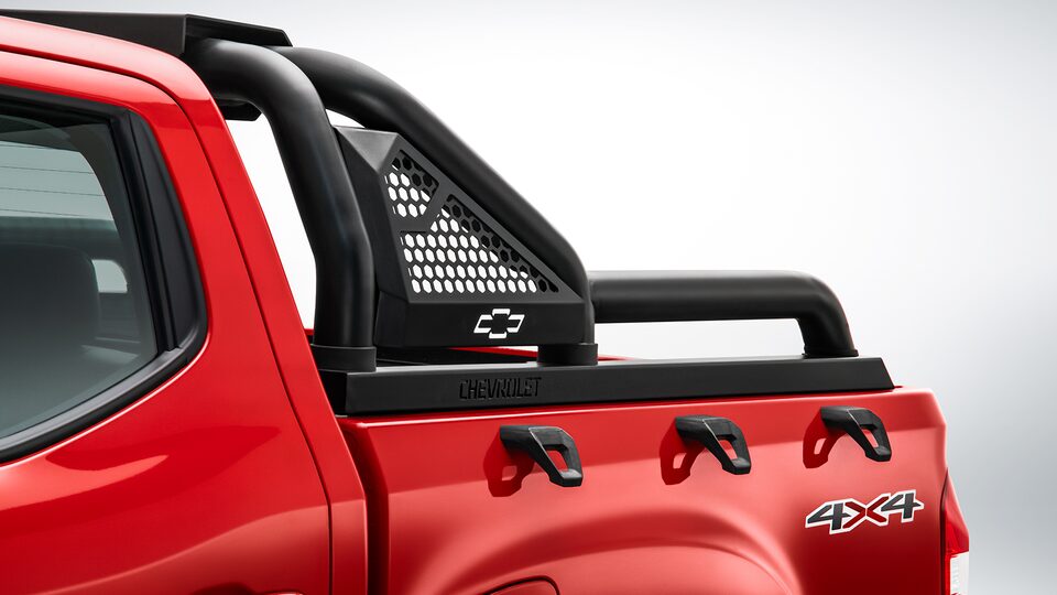 Sport bar con pasamanos para Chevrolet S10 Max 2024, camioneta pickup 4 cilindros es parte del kit adventure